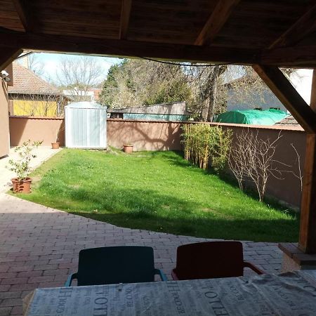 Magnolia Apartman Apartment Siofok Luaran gambar