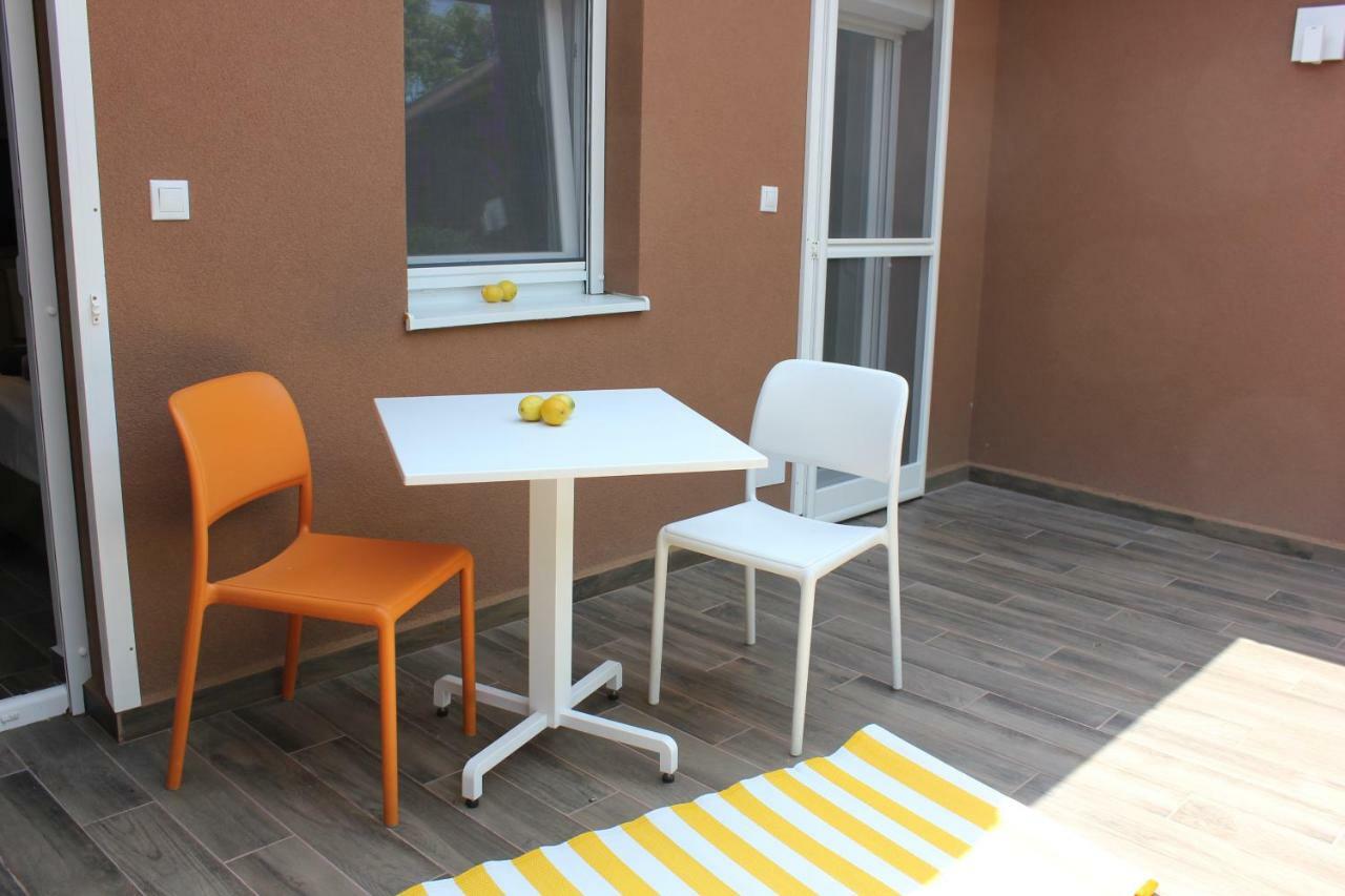 Magnolia Apartman Apartment Siofok Luaran gambar