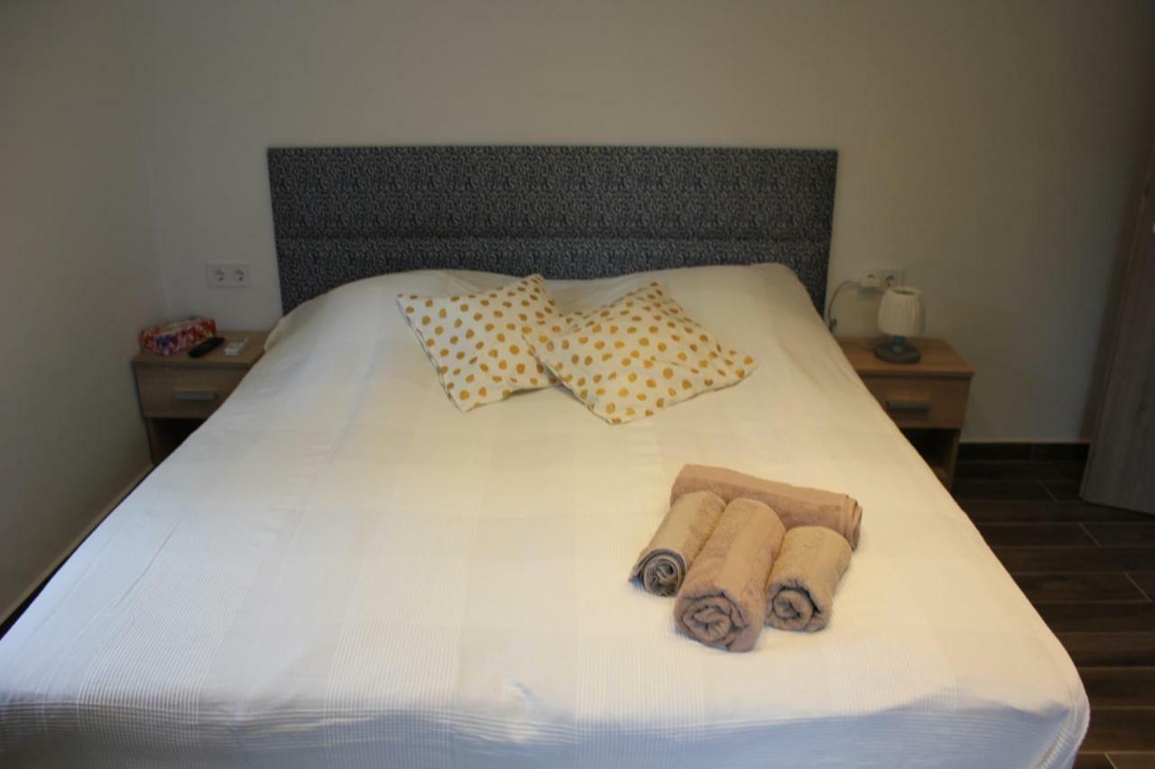 Magnolia Apartman Apartment Siofok Luaran gambar
